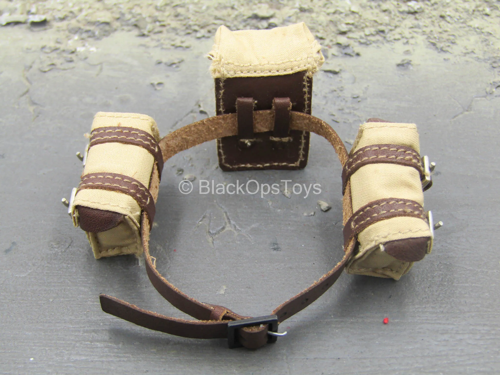 WWII - Battle Of Philippines - Utility Belt Set