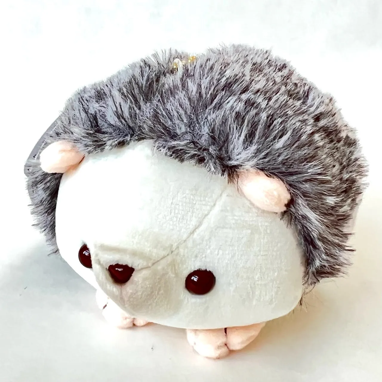 X 63277 HEDGEHOG PLUSH CHARMS-DISCONTINUED