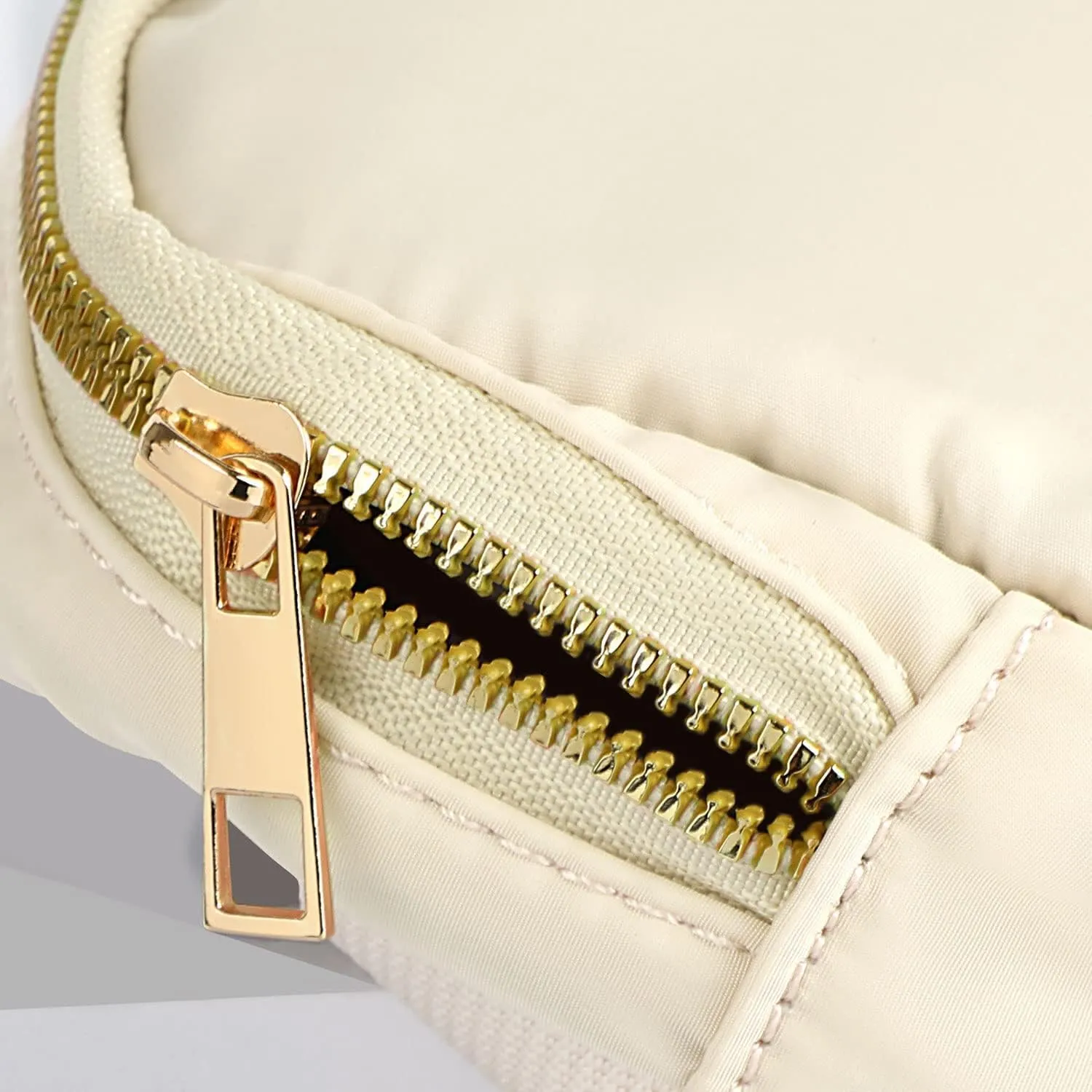 XZQTIVE Bum Bag for Women Belt Bag Chest Bag Men's Fashion Waist Bags Crossbody Bag Mobile Phone Bag Shoulder Bag with Adjustable Strap