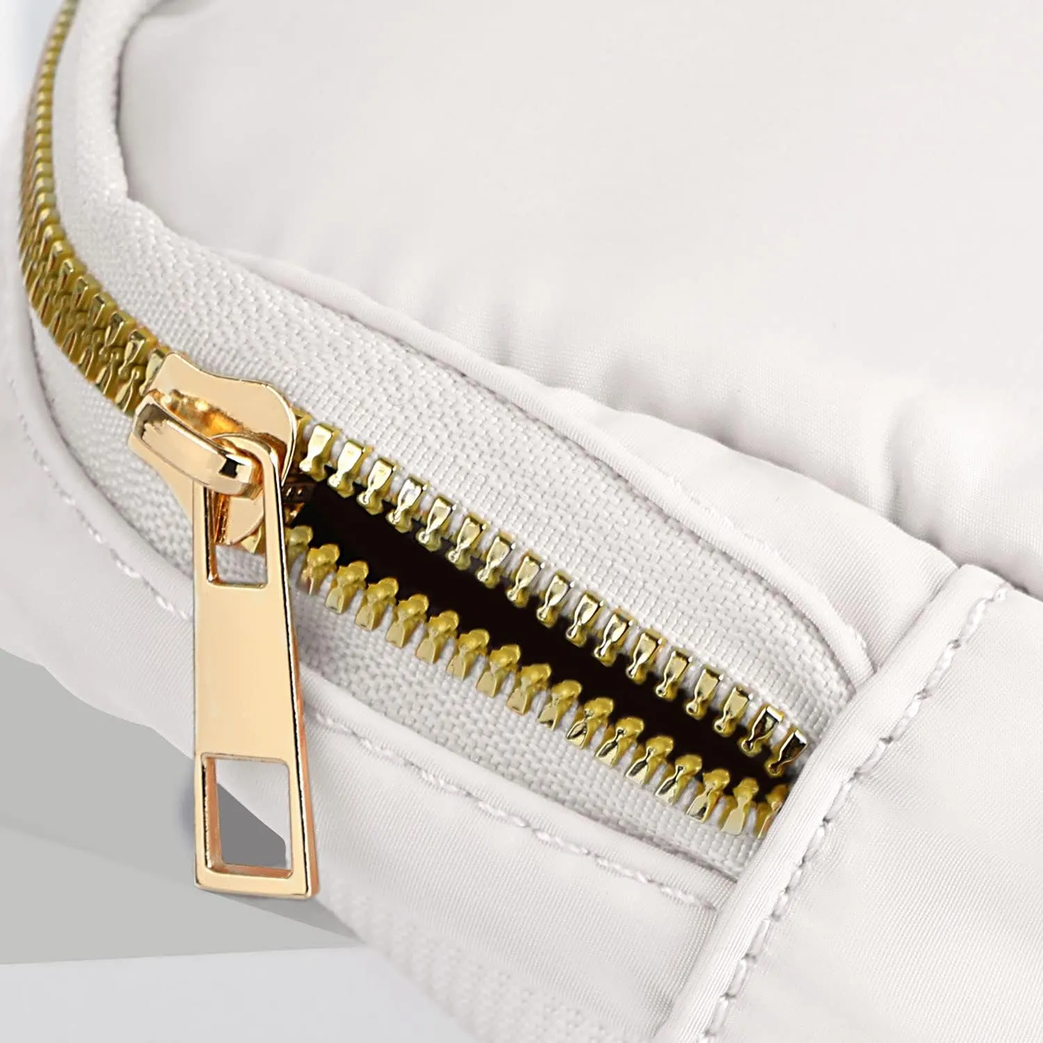 XZQTIVE Bum Bag for Women Belt Bag Chest Bag Men's Fashion Waist Bags Crossbody Bag Mobile Phone Bag Shoulder Bag with Adjustable Strap