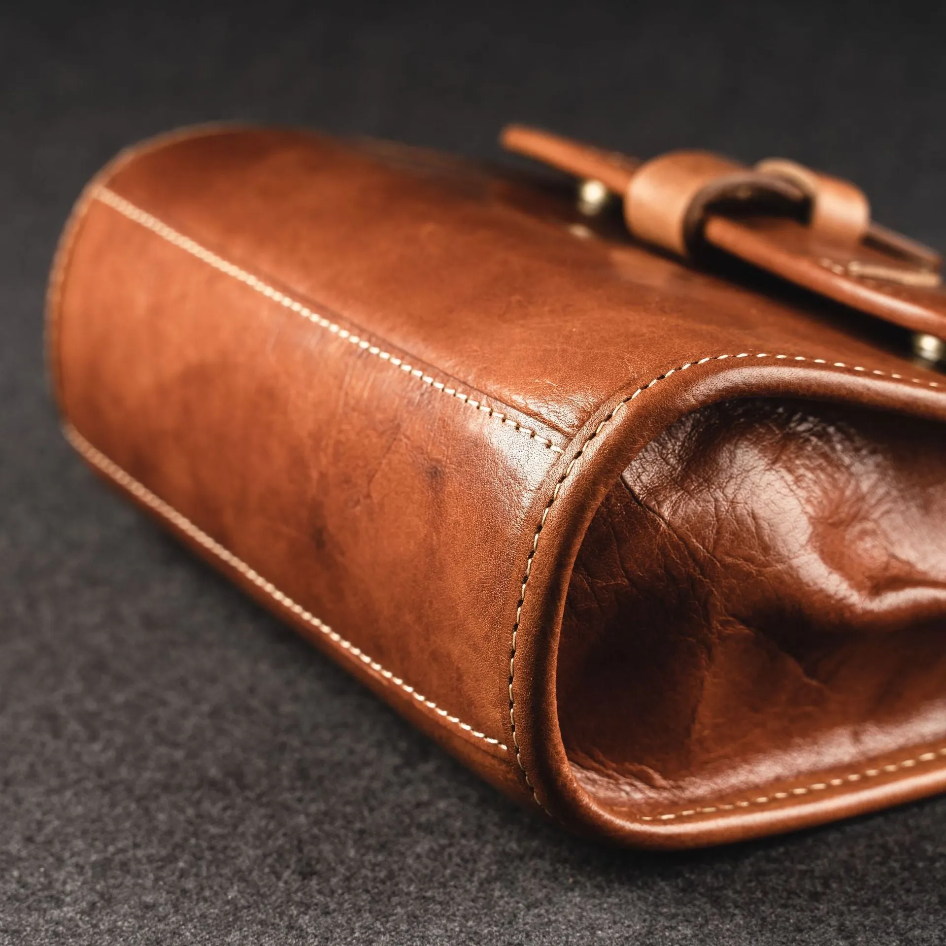 YAAGLE Cute British Style Genuine Leather Cross Body Flap Bag YG264