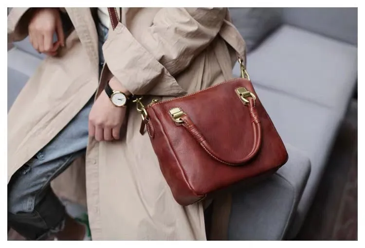 YAAGLE Female Vintage Handmade Real Leather Flap Handbag YG8854