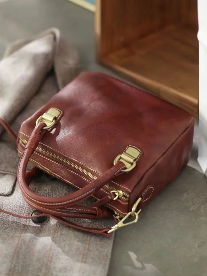 YAAGLE Female Vintage Handmade Real Leather Flap Handbag YG8854