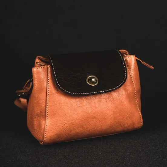 YAAGLE Girls' Contrast Color Cowhide Mini Bag YGM8220