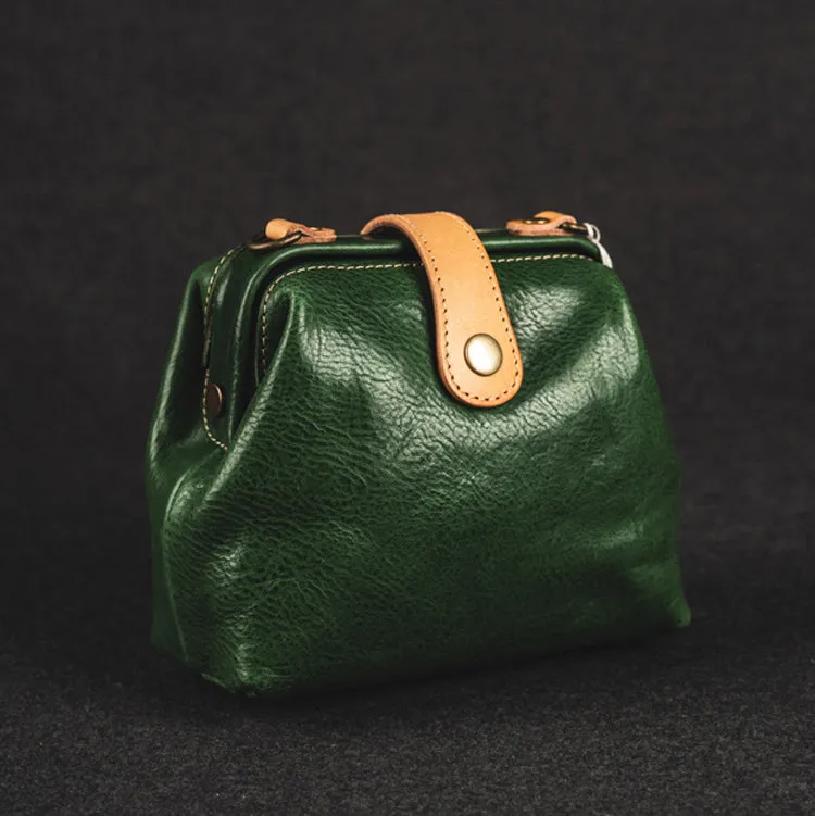 YAAGLE Women Vintage Tanned Leather magnetic button Shoulder Bags YG91