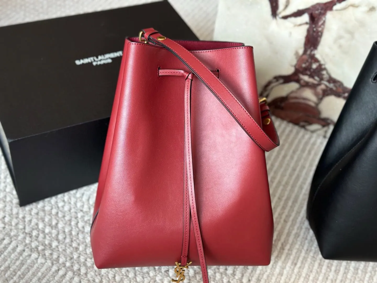 YSK402 Medium Bucket Bag / 12.2x9.8x4.3inch